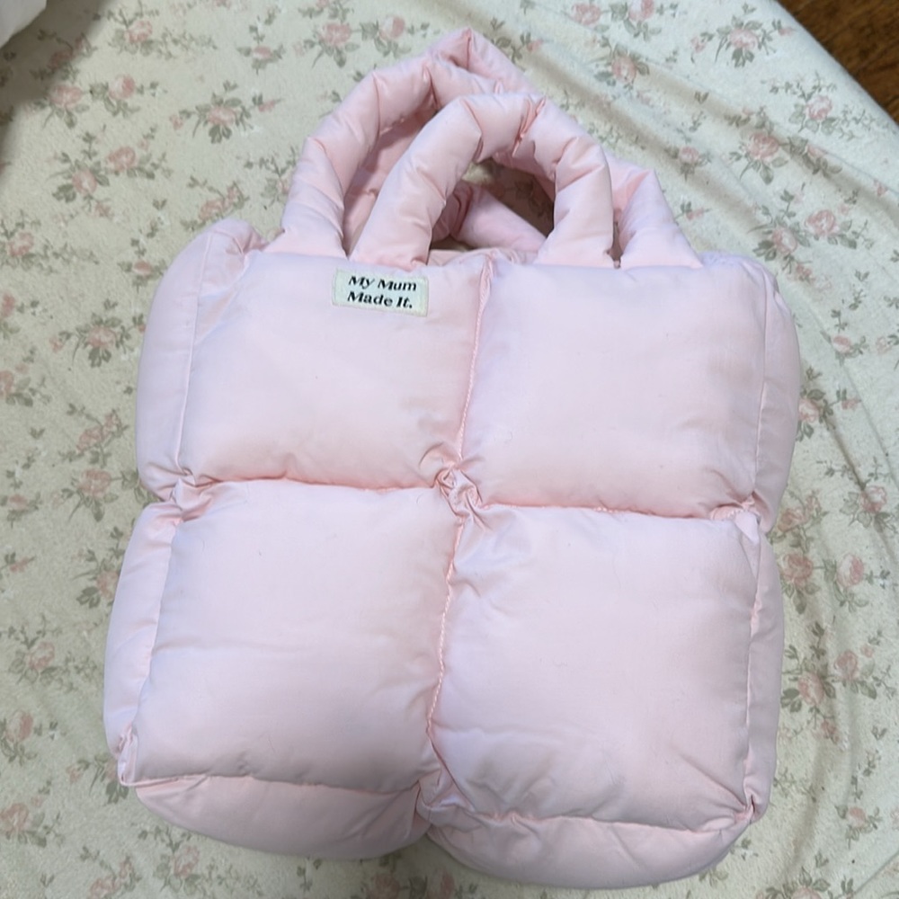 My Mum Made It Puffer Tote Bag in Pink NWT